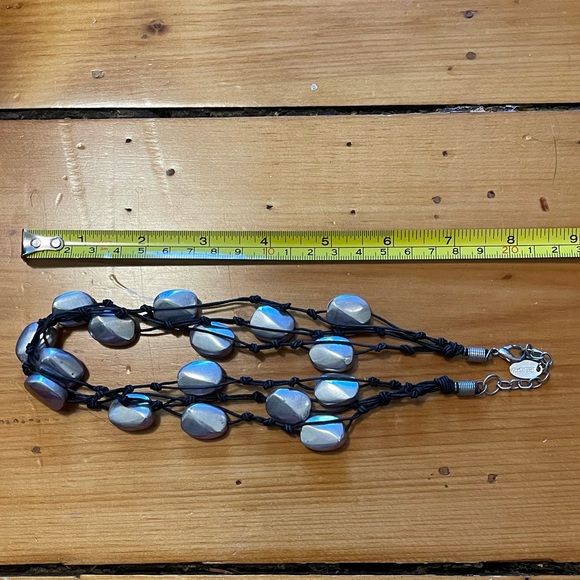 Silver beaded necklace - Picture 5 of 6